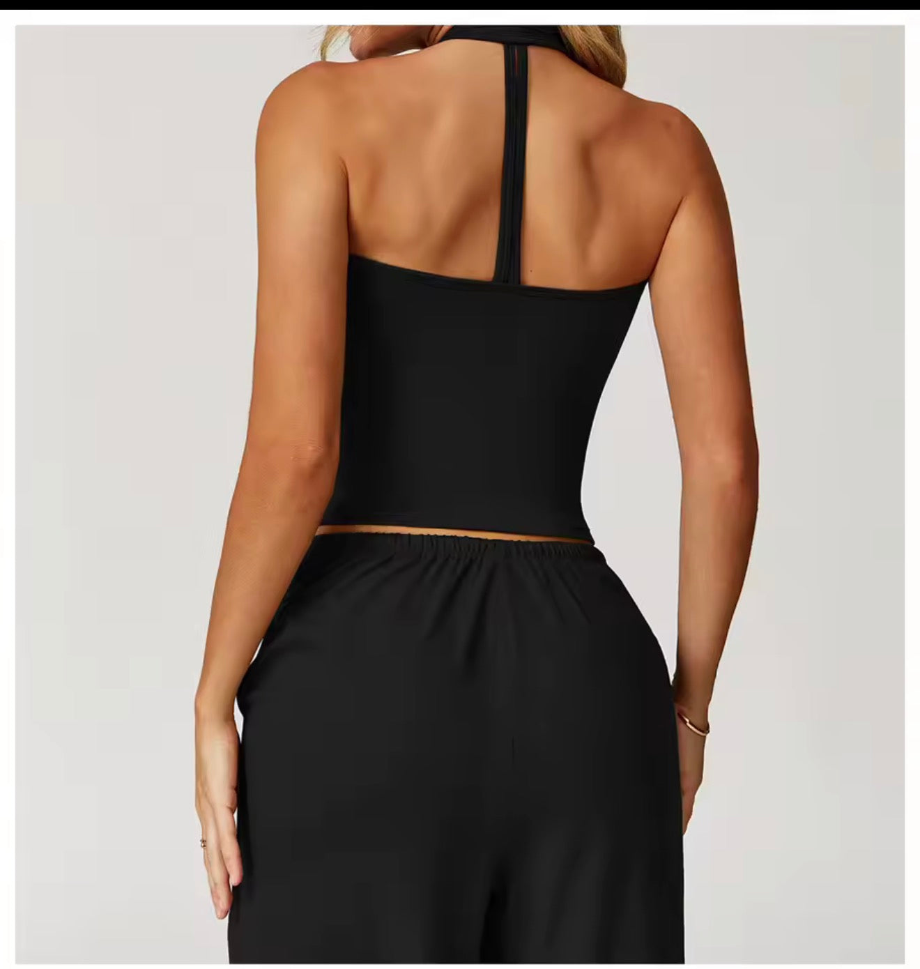 VEYA HALTER SCULPT TOP